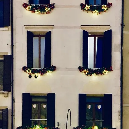 Palazzina300 4*